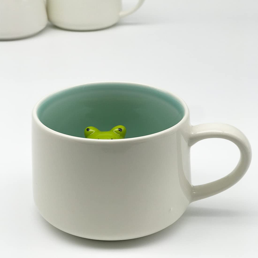 Your Morning Brew With a Tiny Froggo Staring at You! 🐸 The Frog Coffee Mug