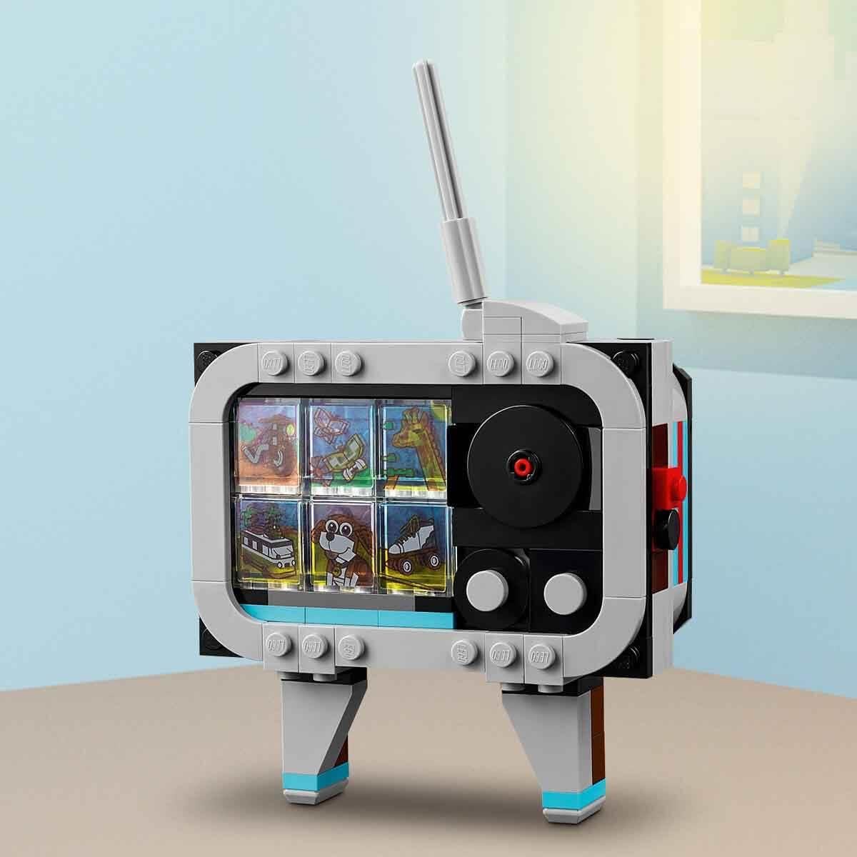 LEGO Creator Retro Camera 3-in-1 πΈπ₯πΊ: Snap, Zap, and TV Time, Baby!